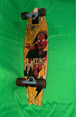 Marvel Superheroes Spider-Man Skateboard