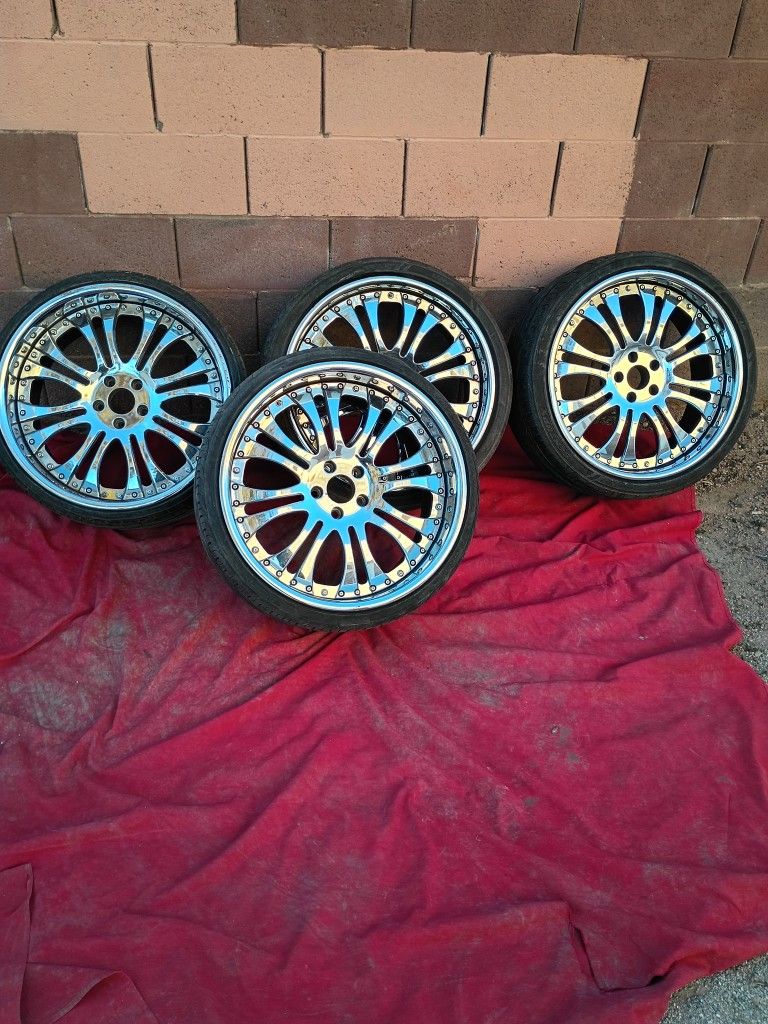 20 Inch Yellow Rims 20 Inch Rims for Sale in Las Vegas, NV - OfferUp