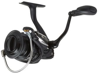 Brand new Daiwa Saltist Back Bay Spinning Reel 3000 md mag sealed
