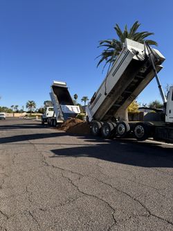 14 Wheelers Dump Trucks Per Hour