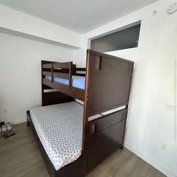 Bunk Bed For Sale /cama  A Venta 