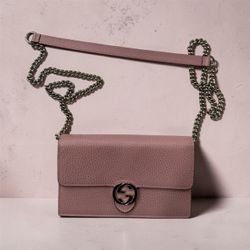 Gucci Pink Wallet Purse