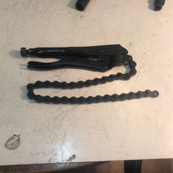 Vise Grip Chain Wrench With 18 Inch Chain In Great Working Condition Used 20 Dollars 