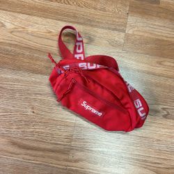 Supreme Shoulder Bag 