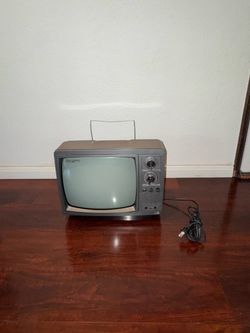 Vintage 1980s Astra 12" Portable CRT Television – Woodgrain Cabinet