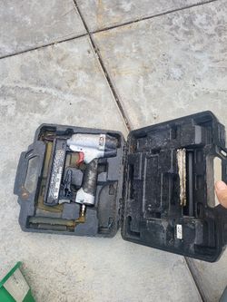 Finish Nail Gun