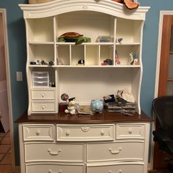 Stanley Young America  Ma Marie Furniture Set