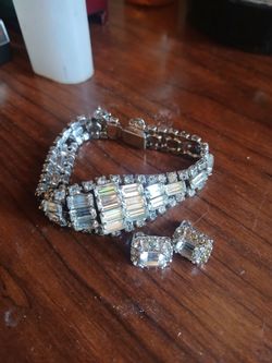 Beautiful Vintage Costume Jewelry