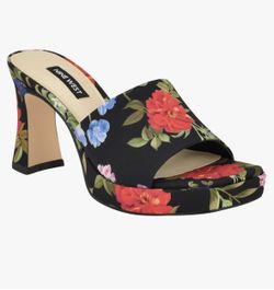 Heels Bundle Size 6.5