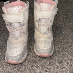 Snow boots girl