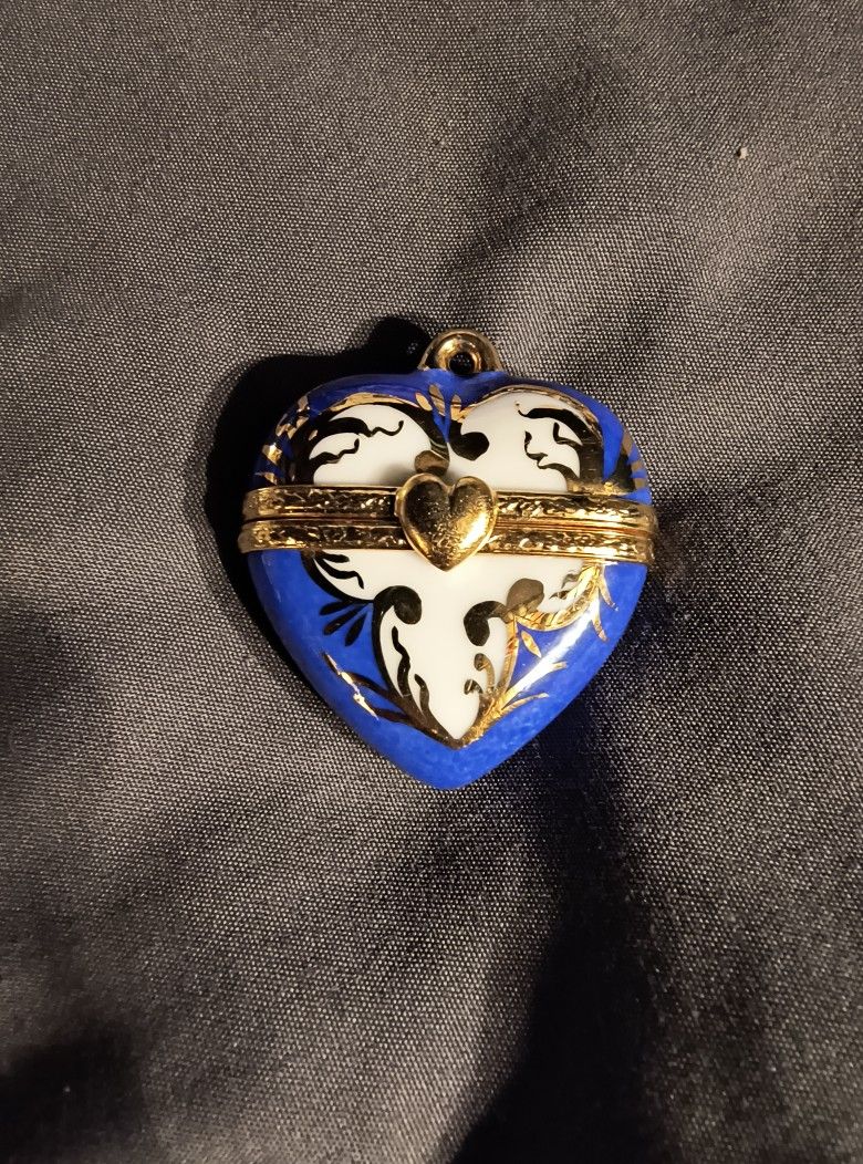 Limoges porcelain Heart