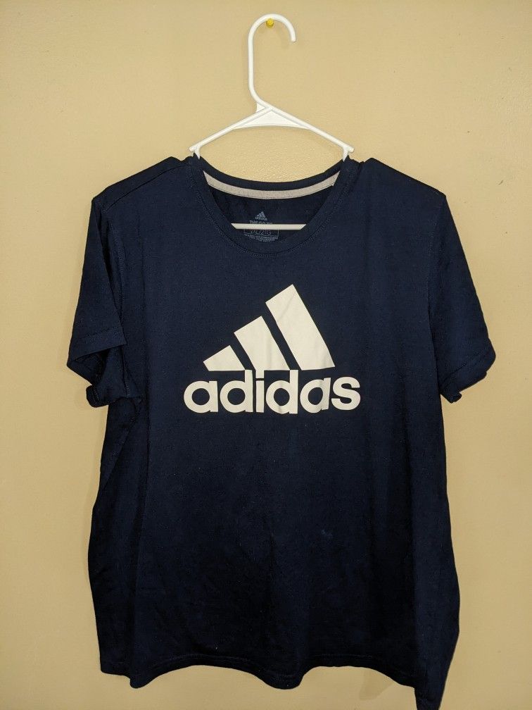 Navy Blue Adidas T-shirt 2XL