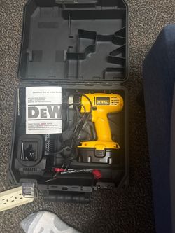 Brand New DeWalt Cordless Driver / Drill Kit - Unused with Case