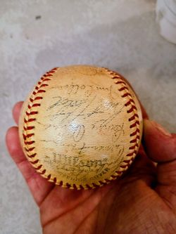 Ball is an authentic signature ball