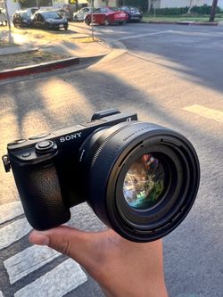 Sony A6400 - Body Only