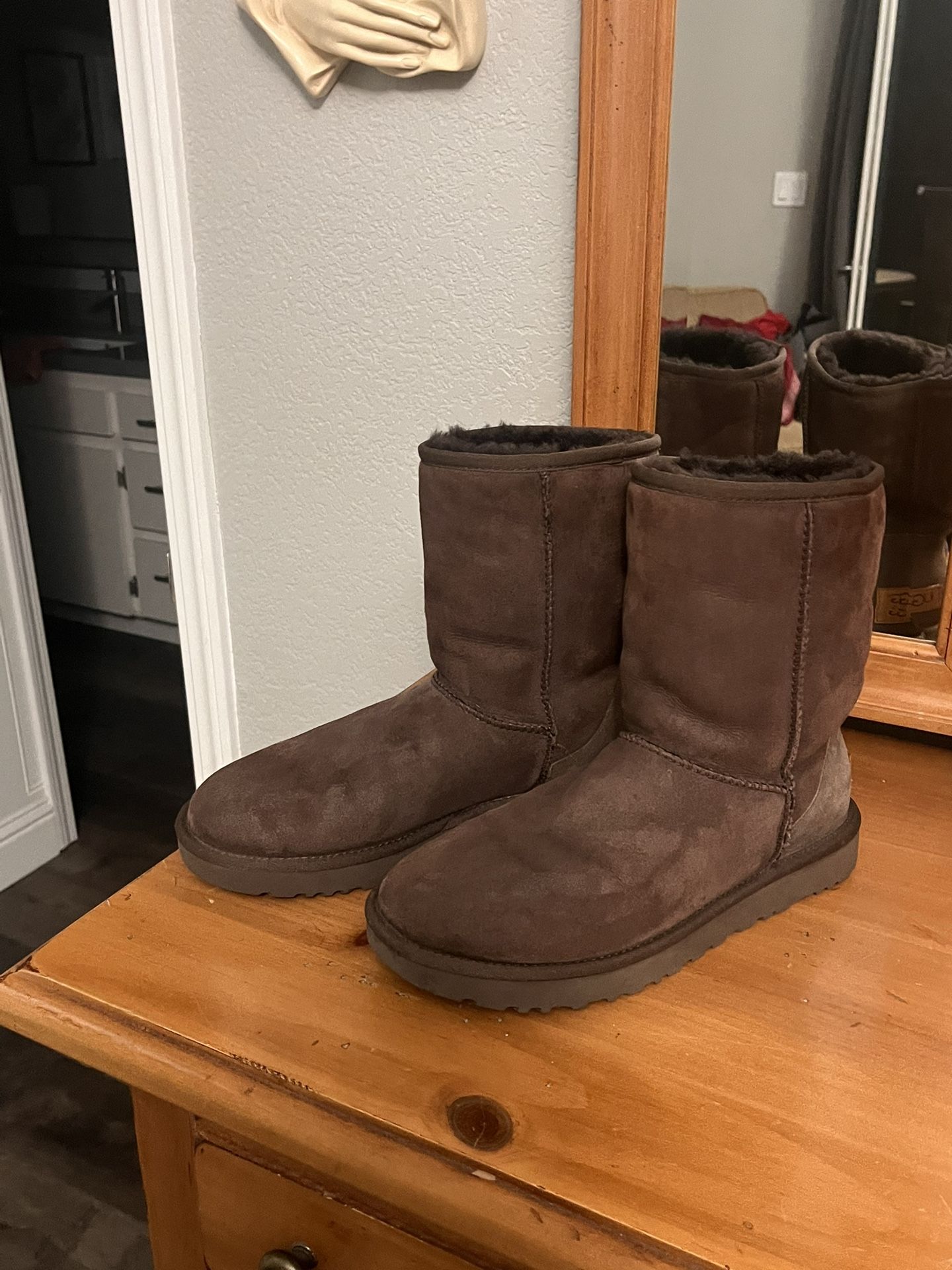 Uggs Women Size 10