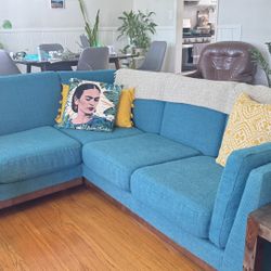 Article Couch 