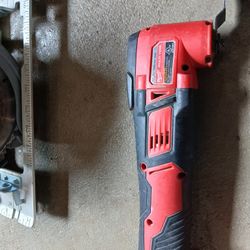 Milwaukee Multi Tool