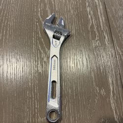 KOBALT  ADJUSTABLE WRENCH 8" CHROME FINISH 