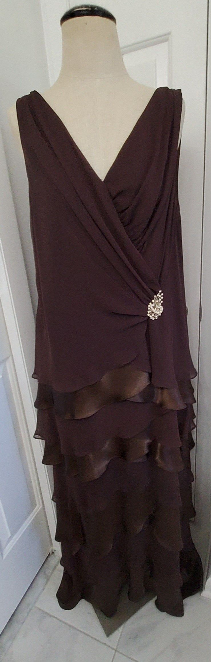 Long  Formal Dress By DAVIDS BRIDAL//SZ 16 W/ Brown Color 