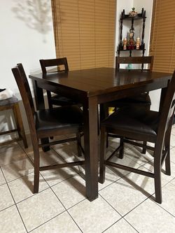 Solid Wood High Table and 4 tall chairs
