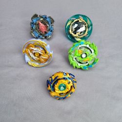 Takara Tomy Beyblade Lot Of 5 No Launcher Preowned (5)