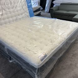King Size Pillow Top Mattress Brand New Great Quality 