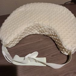 Breastfeeding pillow FREE