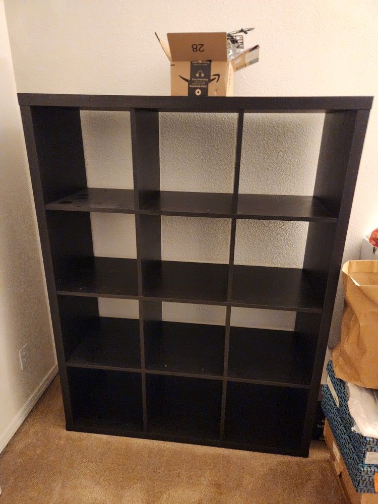 2 Ikea Shelves