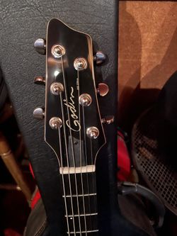 Godin A6 Ultra