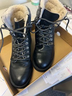 Black Boots Size 7.5