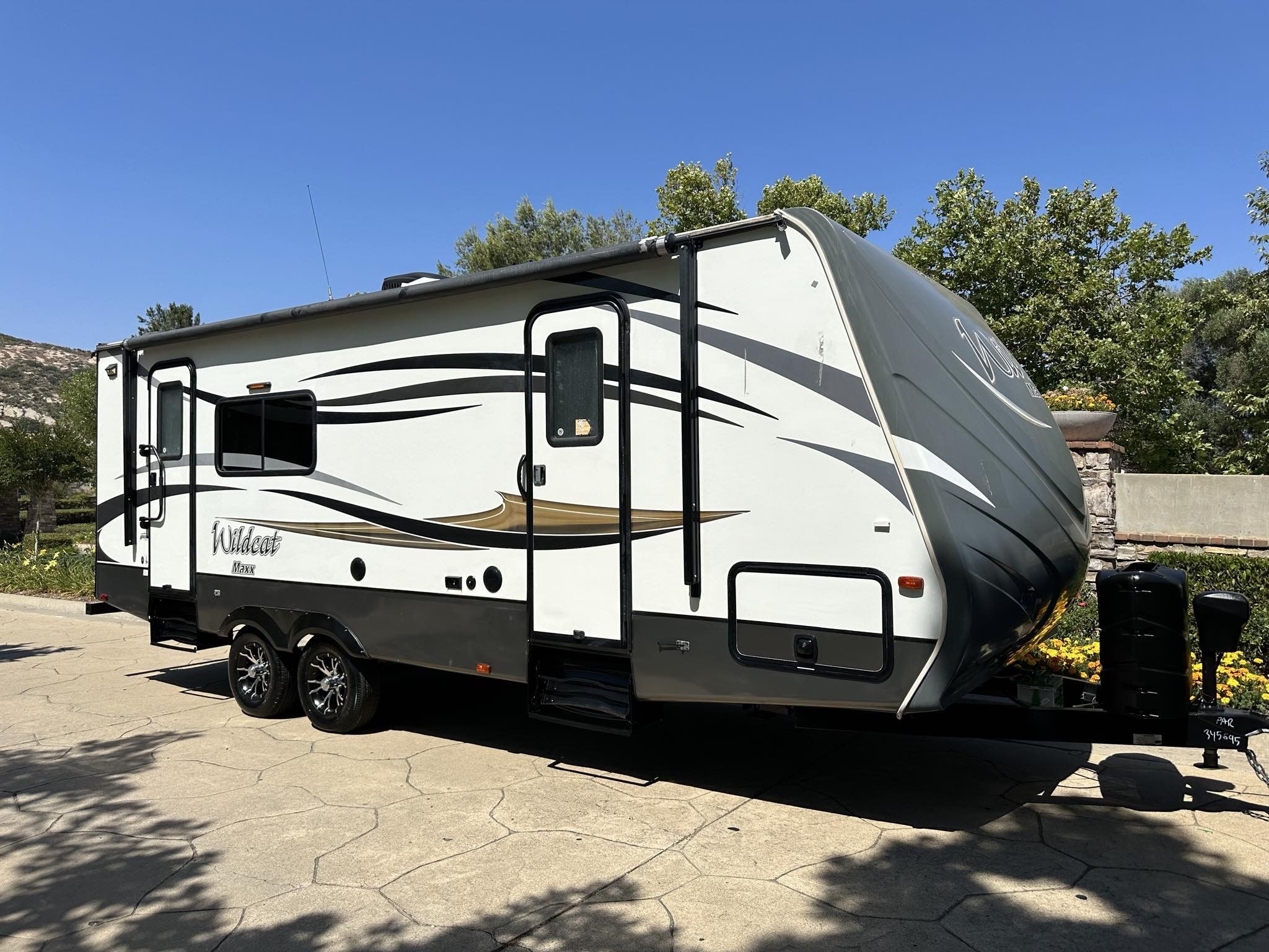 2014 Travel Trailer, 1 Slide Out