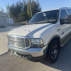 Ford Excursion 2001