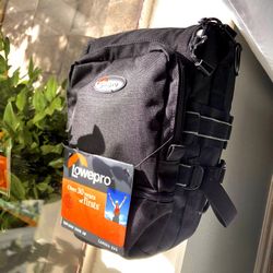 New Camera Bag Lowepro Topload Zoom AW
