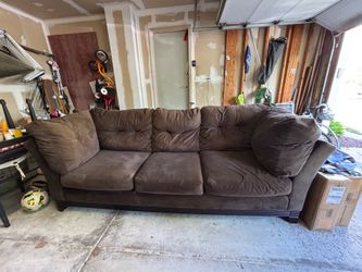 FREE 104” Oversized Sofa – You Haul
