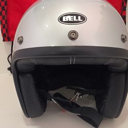 Bell Powersports Custom 500 Motorcycle Helmets(Medium)