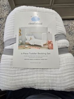 4 piece Toddler Bedding Set