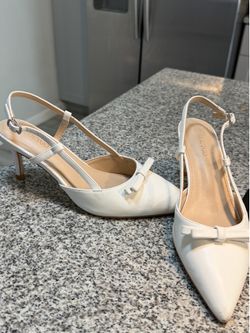 Kitten heel