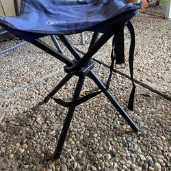 Foldable stool
