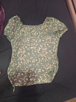 Green Floral Puff Sleeve Top