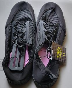 Women's Bungee Lace-Up Water Shoes $6 (One Available In Size 11)