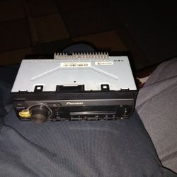 Pioneer Radio Bluetooth USB 