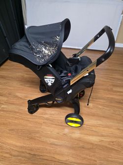Doona gold edition stroller