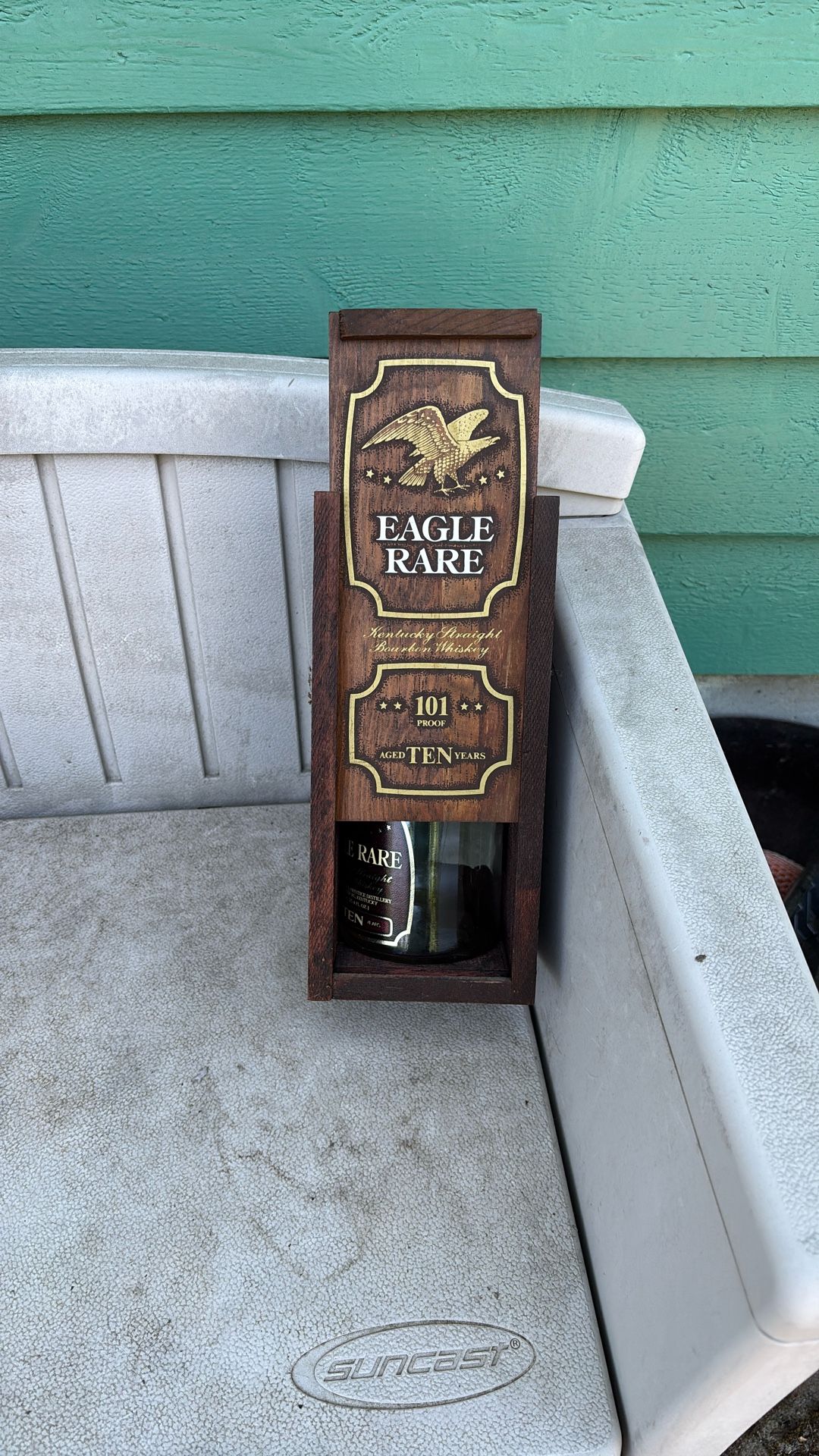 Boxed Eagle Rare Boxed Bottle