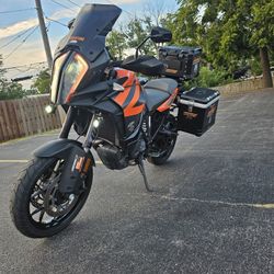 KTM 1290 SUPER ADVENTURE S 2019 / 16900 MILES  