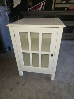 White cabinet