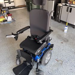 Pride Mobility Quantum J4 Rehab Power Chair