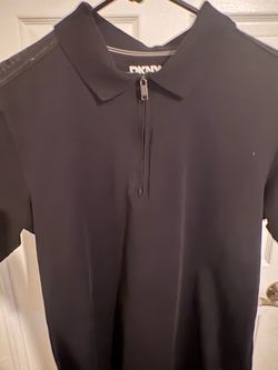 DKNY short sleeve quarter zip size S