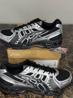 ASICS Gel Kayano 12.1 Silver Black - 1203A759-001 New Size 12 Men’s