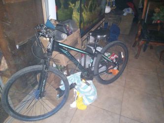 Schwinn Sidewinder 26" Mountain Bike